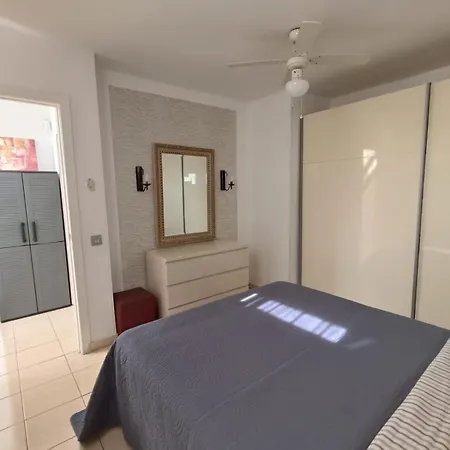Parque Santiago Americas Apartment